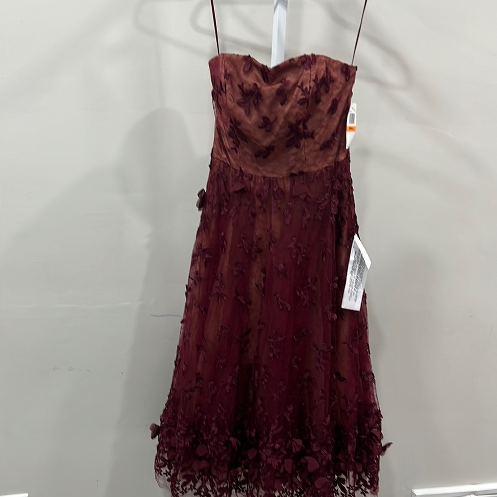 DRESS THE POPULATION Kailyn Dress gown midi - Picture 3 of 11